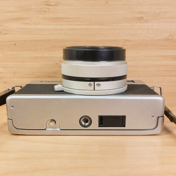 Canon Canonet 28 35mm Rangefinder Film Camera / Vintage 70s / Made in Taiwan - Picture 7 of 10